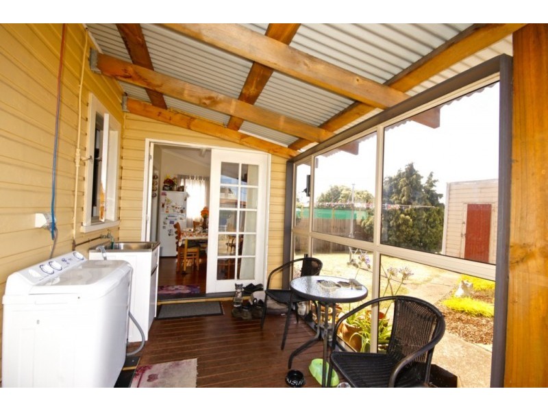 12 Madden Crescent, Devonport TAS 7310