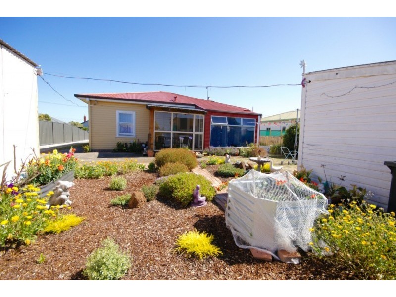 12 Madden Crescent, Devonport TAS 7310
