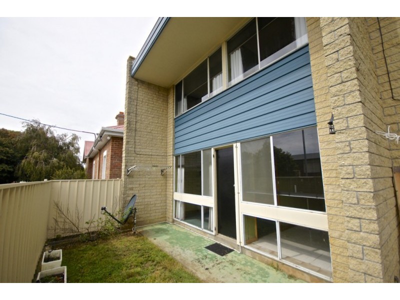 6/3 Percy Street, Devonport TAS 7310