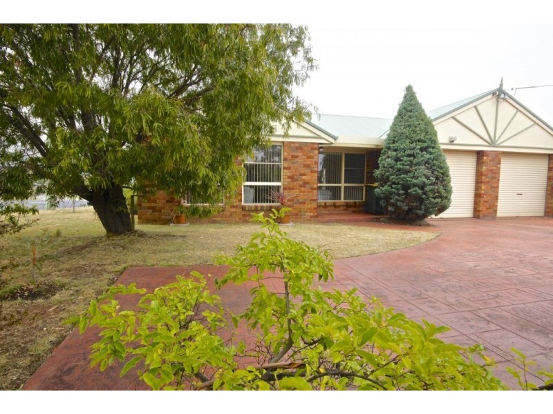 1/1 Enderley Court, Ambleside TAS 7310