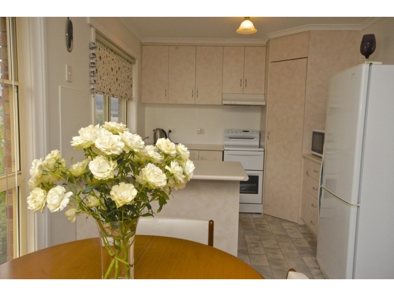 1/1 Enderley Court, Ambleside TAS 7310