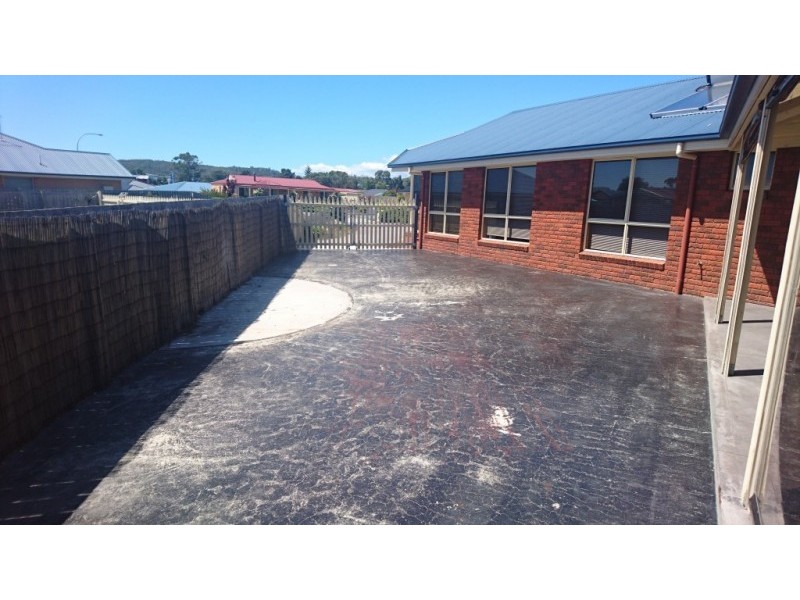 11 Cherry Grove, Latrobe TAS 7307