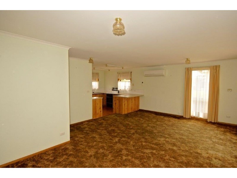 2/53 Macfie Street, Devonport TAS 7310