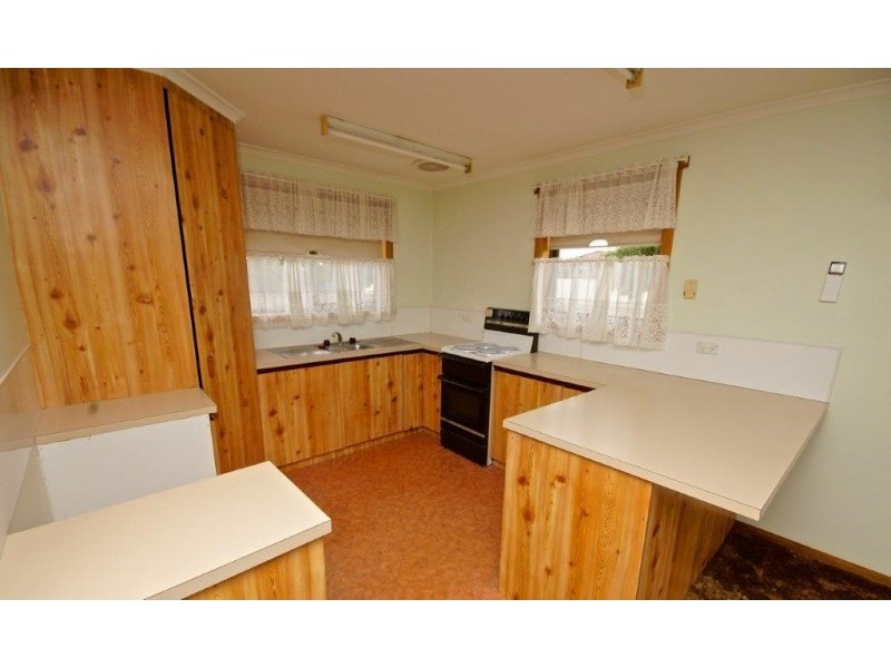 2/53 Macfie Street, Devonport TAS 7310