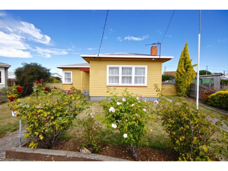 23 Madden Crescent, Devonport TAS 7310
