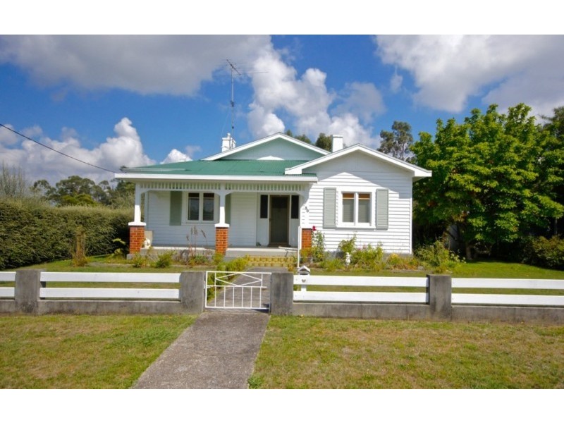 30 Bradshaw Street, Latrobe TAS 7307