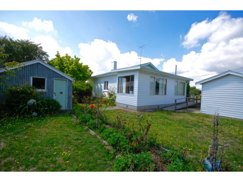 30 Bradshaw Street, Latrobe TAS 7307