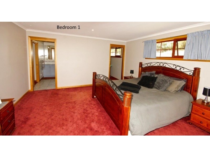 65 Lawrence Drive, Devonport TAS 7310