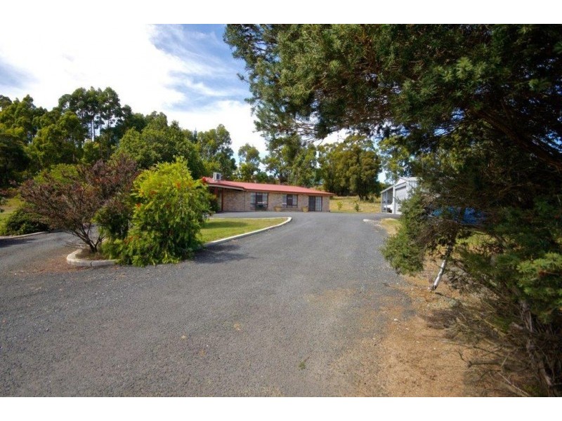 65 Lawrence Drive, Devonport TAS 7310