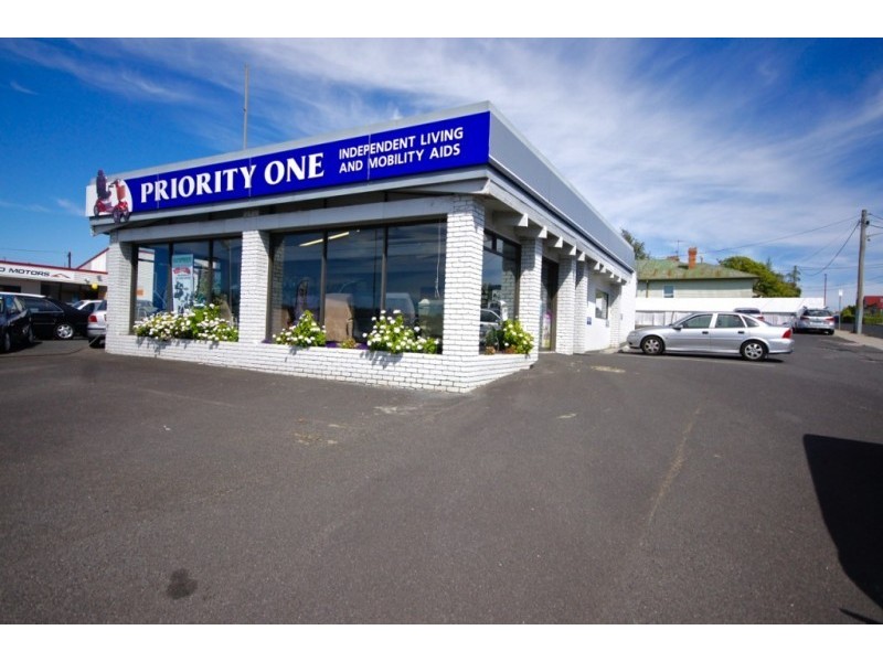 10 & 11 Formby Road, Devonport TAS 7310