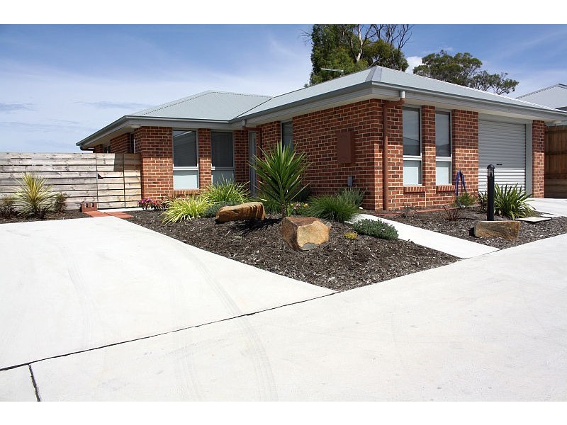 8/12 Links Court, Shearwater TAS 7307