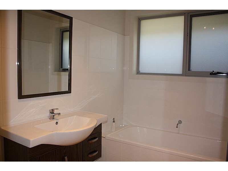 8/12 Links Court, Shearwater TAS 7307