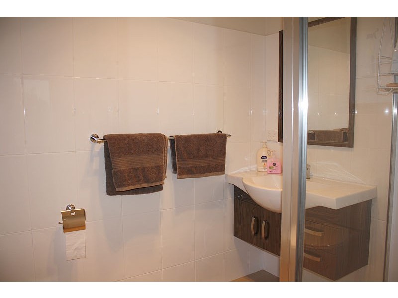 8/12 Links Court, Shearwater TAS 7307