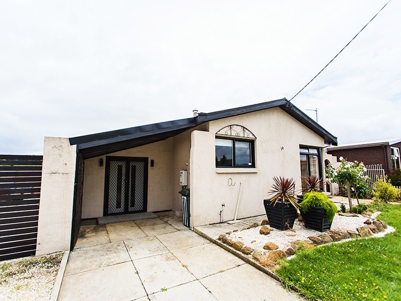 14 Greenway Avenue, Devonport TAS 7310