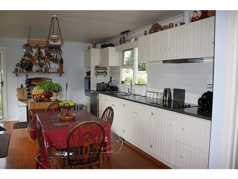 6 George Street, Latrobe TAS 7307