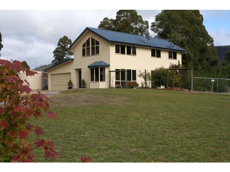 25 Kookaburra Rock Road, Sheffield TAS 7306