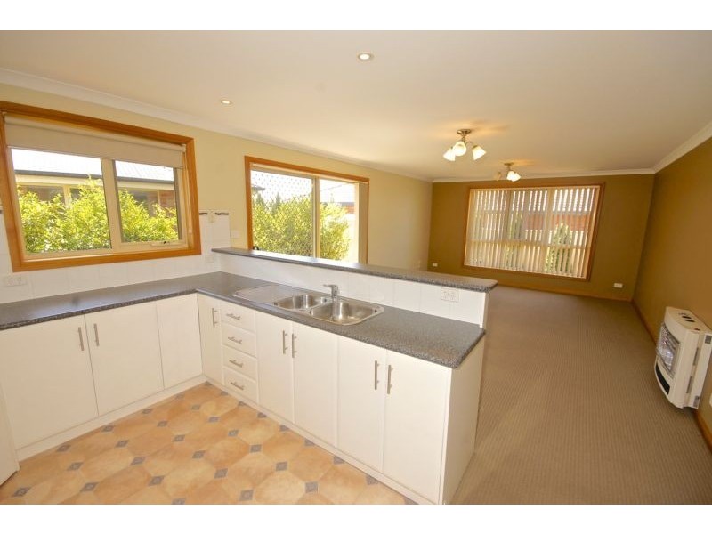 2/7-9 Poynton Close, Turners Beach TAS 7315