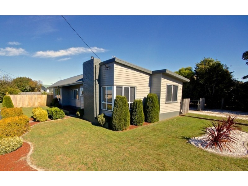 103 Madden Street, Devonport TAS 7310