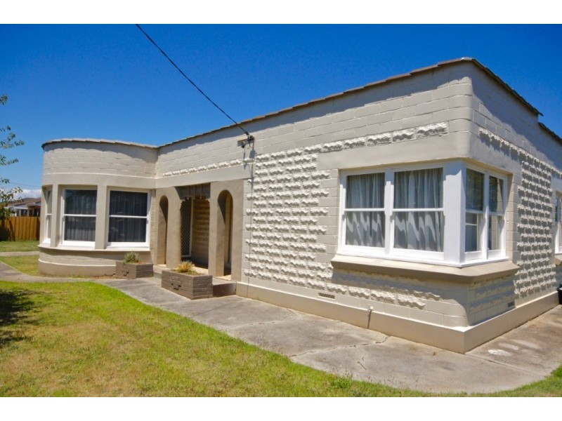 90 Ronald Street, Devonport TAS 7310