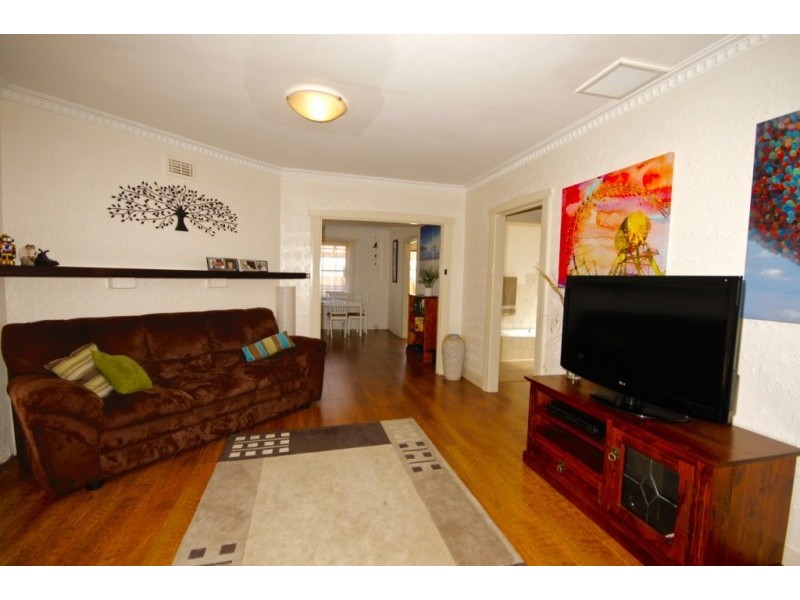 90 Ronald Street, Devonport TAS 7310