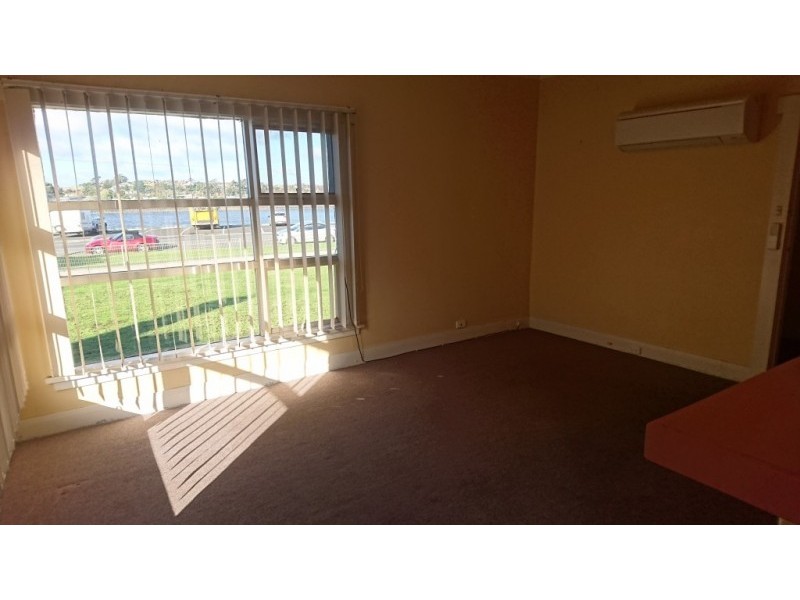 9 Victoria Parade, Devonport TAS 7310