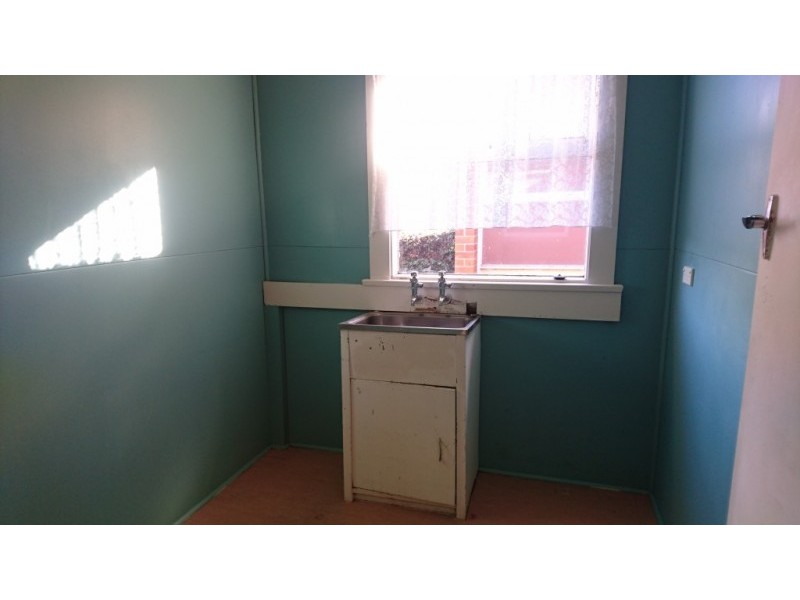 9 Victoria Parade, Devonport TAS 7310