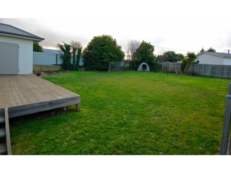 220 Steele Street, Devonport TAS 7310