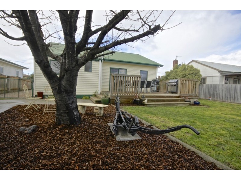 7 Ashgrove Street, Devonport TAS 7310