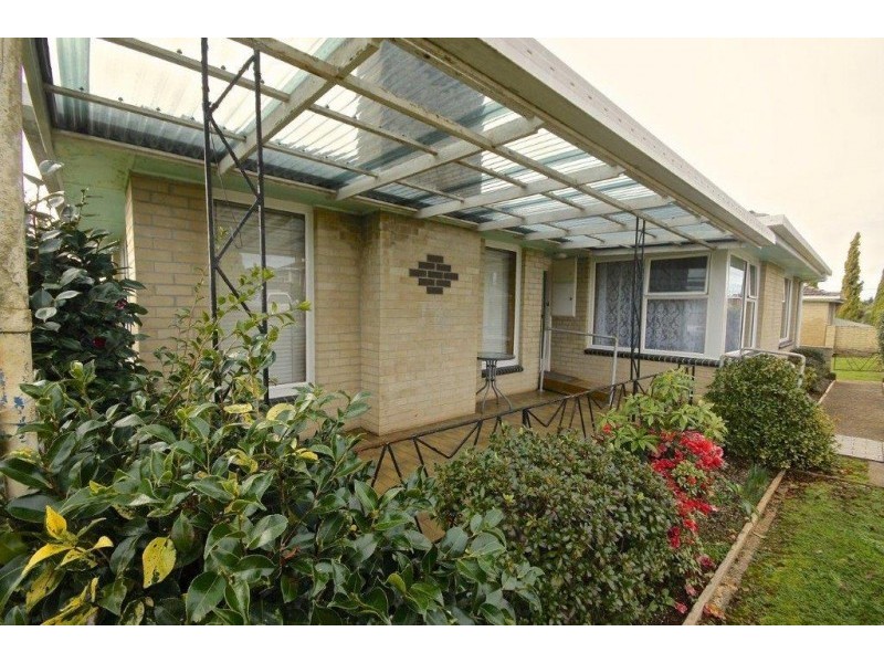 13 Maple Avenue, Devonport TAS 7310