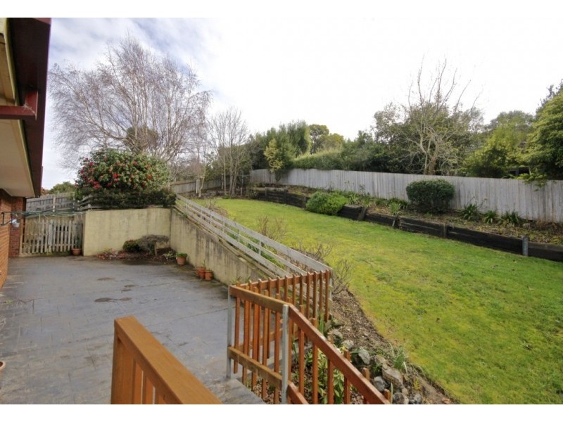 18 Kywong Crescent, West Ulverstone TAS 7315