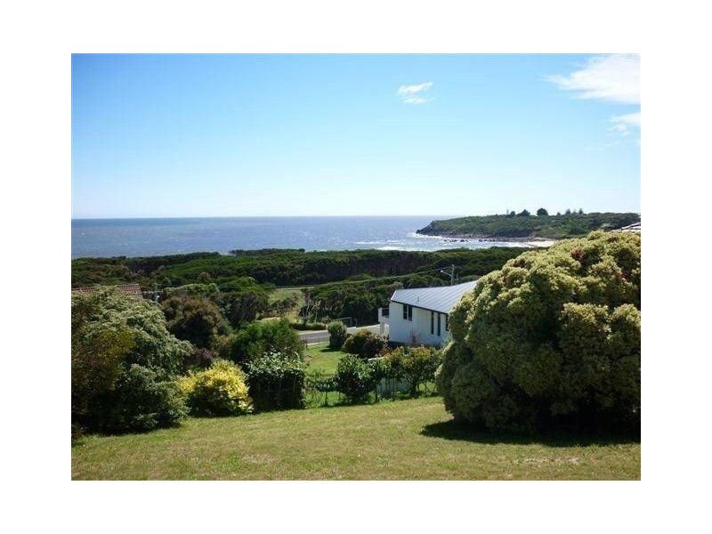 10 Cromwell Crescent, Devonport TAS 7310