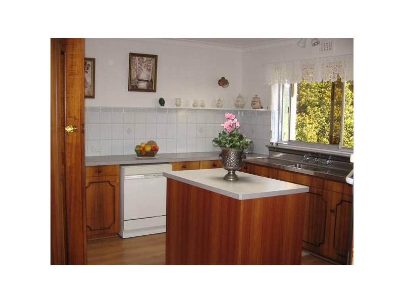 6 Cromwell Crescent, Devonport TAS 7310