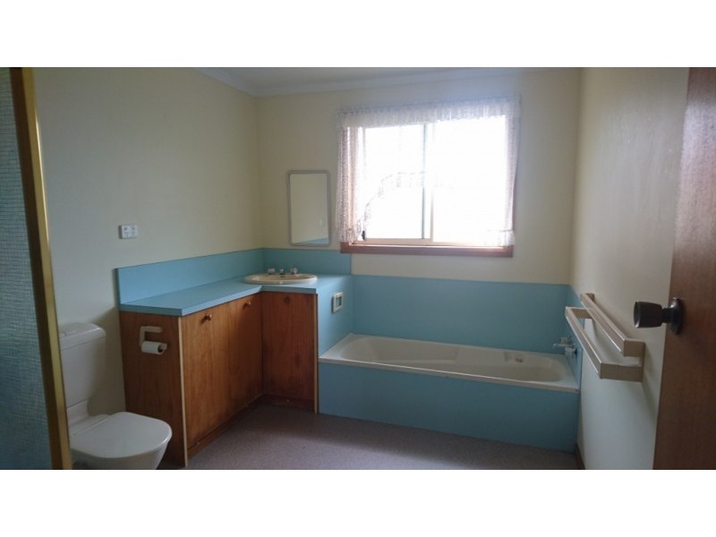 6 Vine Street, Hawley Beach TAS 7307