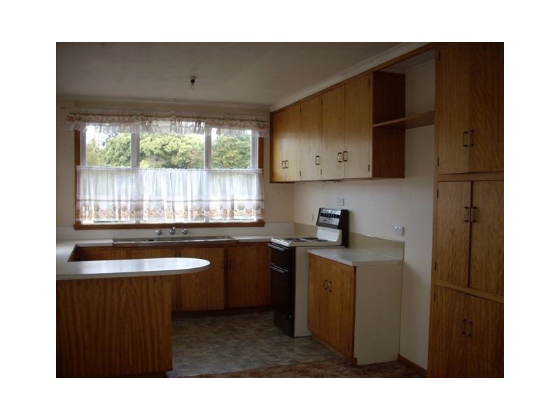11 McBride Street, Devonport TAS 7310
