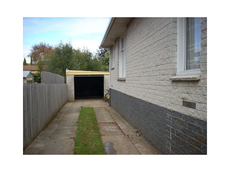 11 McBride Street, Devonport TAS 7310