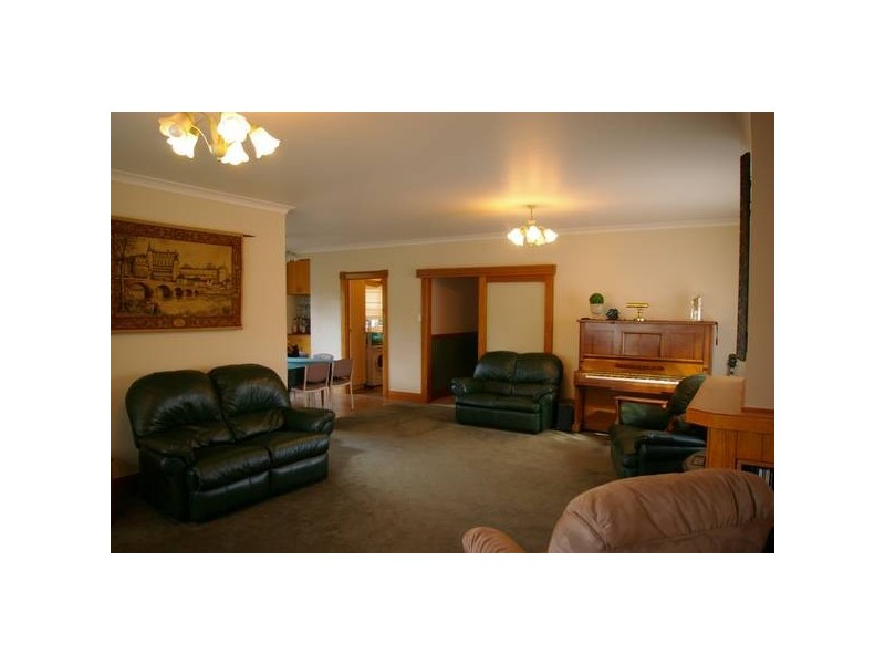 128 Steele Street, Devonport TAS 7310