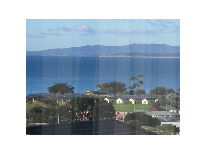 8 Saunders Court, Devonport TAS 7310