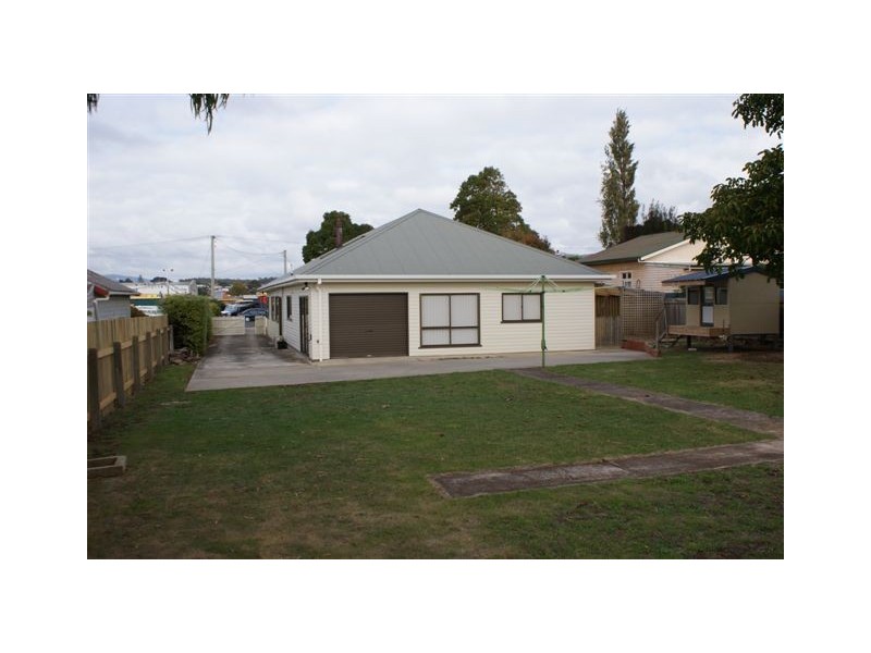 112 Steele Street, Devonport TAS 7310