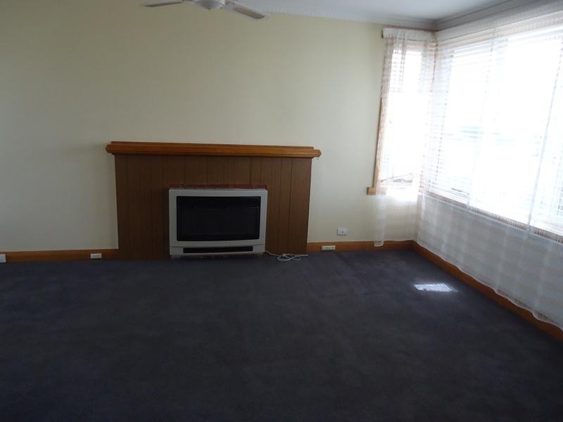 9 Raymond Avenue, Devonport TAS 7310