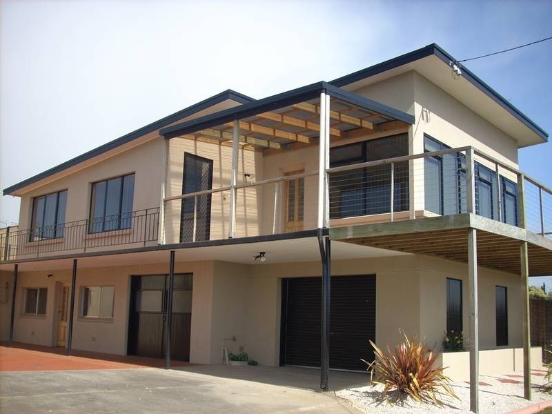 1/185 Steele Street, Devonport TAS 7310