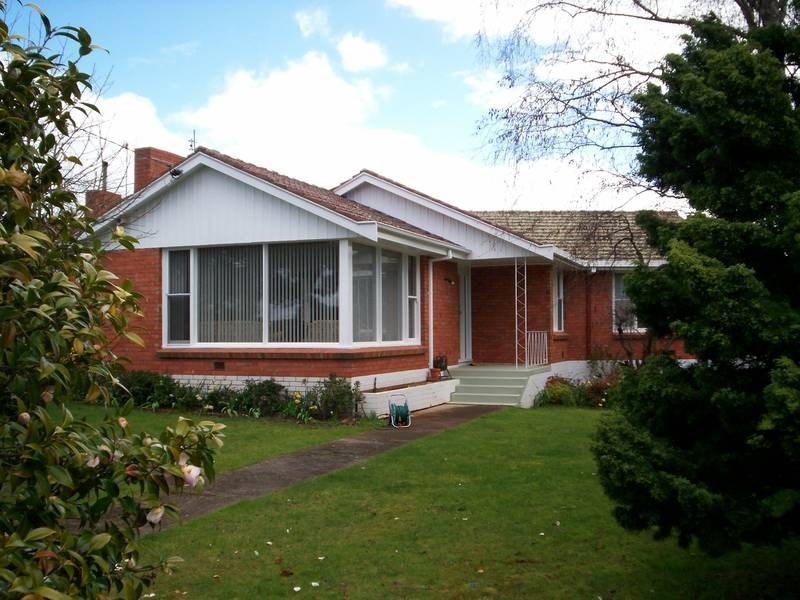 17 Nyora Court, Devonport TAS 7310