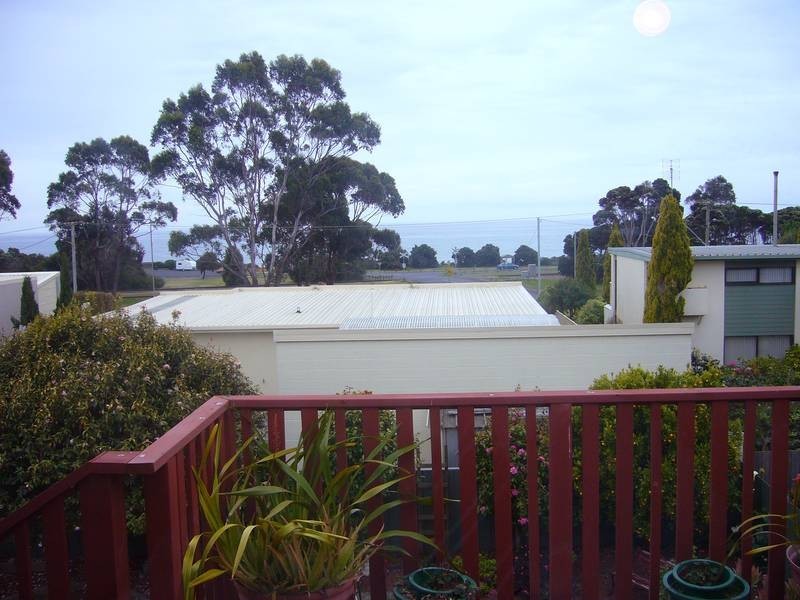 3 Monash Court, Devonport TAS 7310