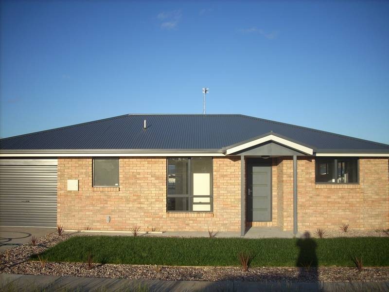 Latrobe TAS 7307