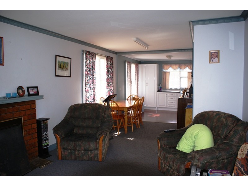 23 West Barrack Street, Deloraine TAS 7304