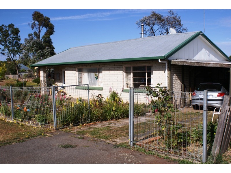 11 Station Lane, Exton TAS 7303