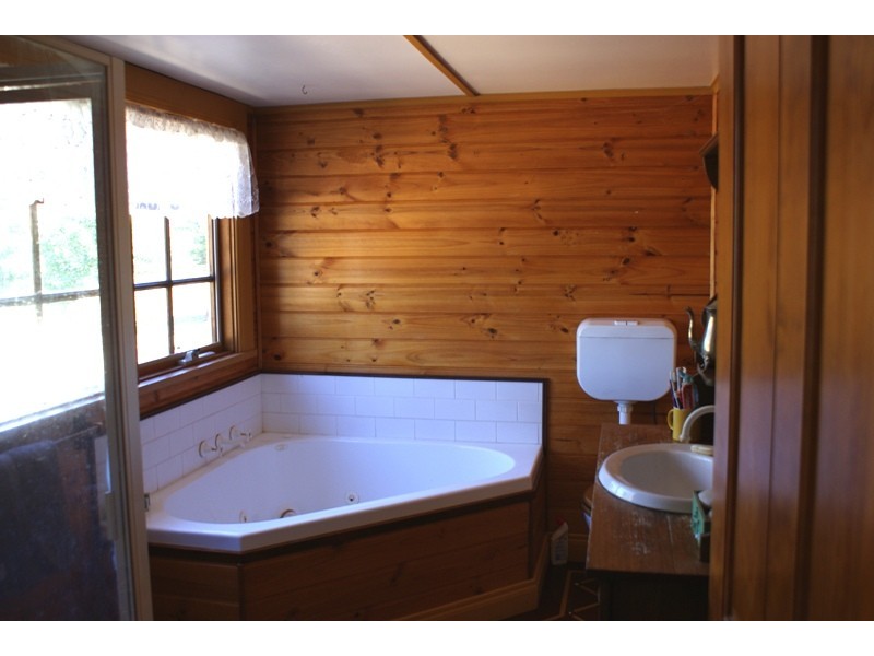 6059r Bass Highway, Elizabeth Town TAS 7304