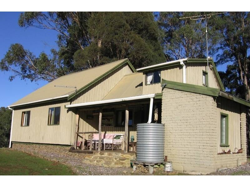 490 Larcombes Road, Reedy Marsh TAS 7304