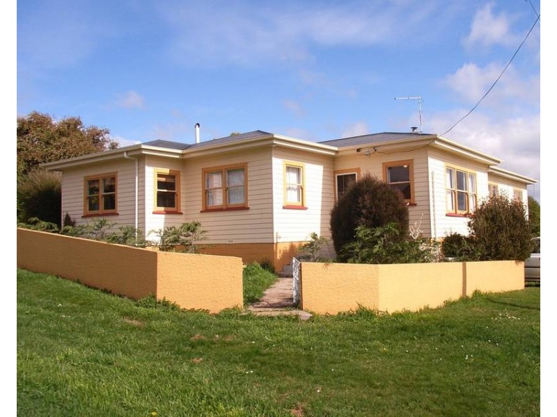 15 East Church Street, Deloraine TAS 7304