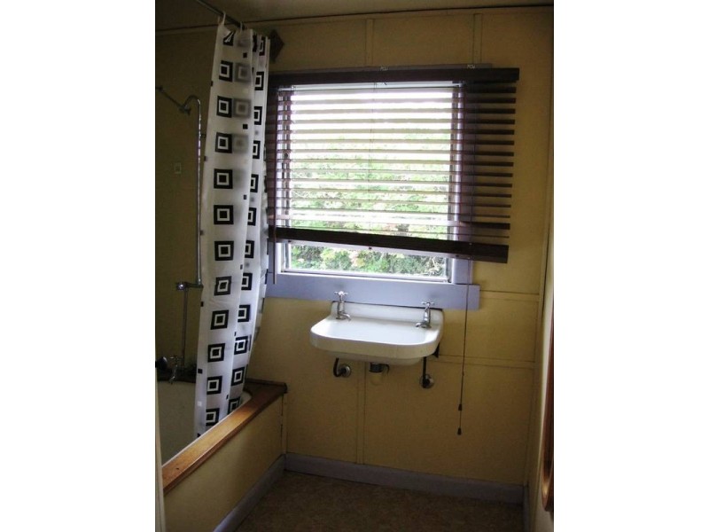 17 East Church Street, Deloraine TAS 7304