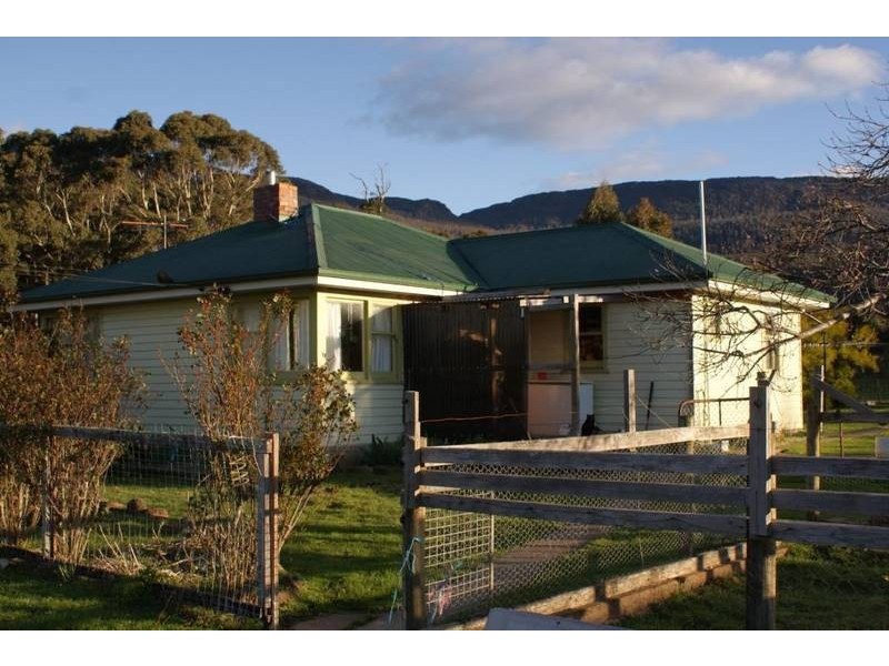 74r Cunningham’s Road, Western Creek TAS 7304